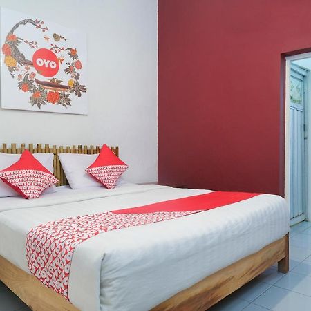 Oyo 287 Rumah Eyang Near Rsud Kota Yogyakarta Hotel Екстериор снимка