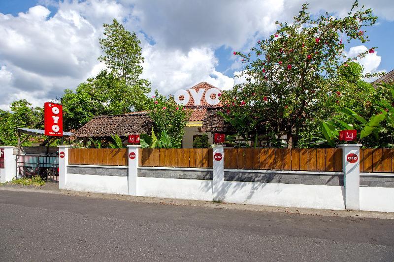 Oyo 287 Rumah Eyang Near Rsud Kota Yogyakarta Hotel Екстериор снимка