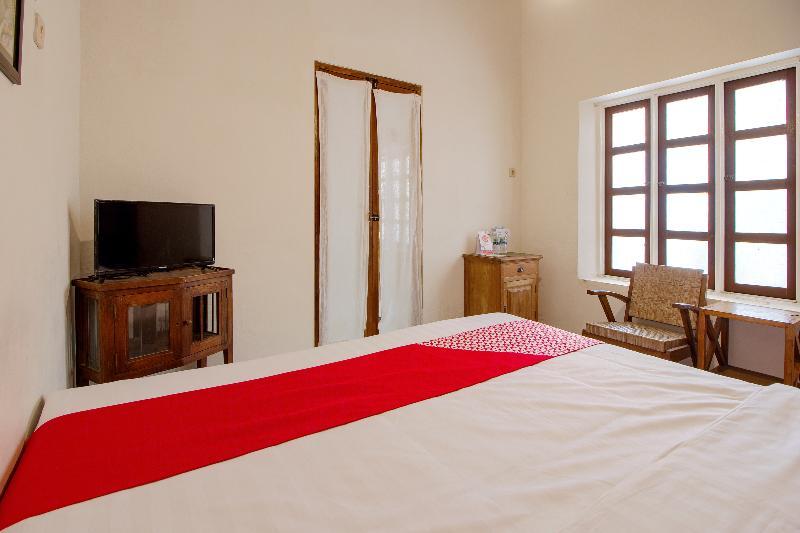 Oyo 287 Rumah Eyang Near Rsud Kota Yogyakarta Hotel Екстериор снимка