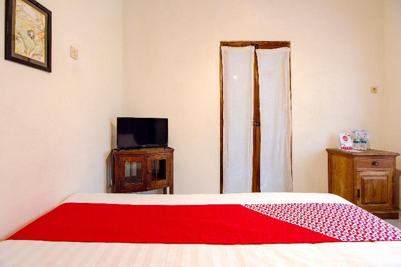 Oyo 287 Rumah Eyang Near Rsud Kota Yogyakarta Hotel Екстериор снимка